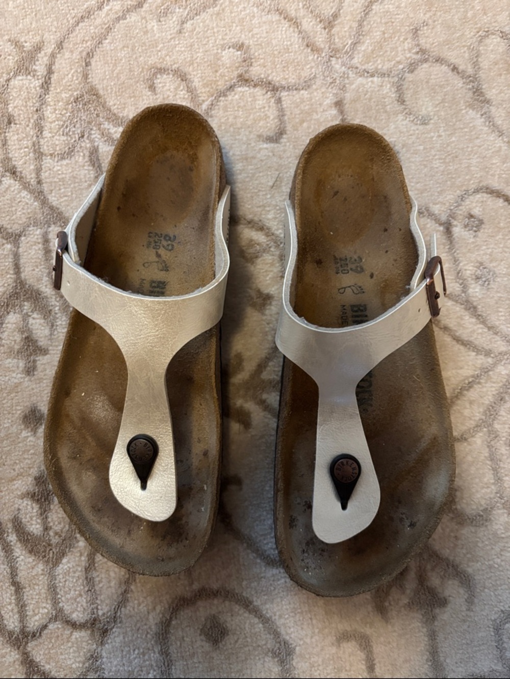 Birkenstock Metallic Cream Gizeh Thong Sandals